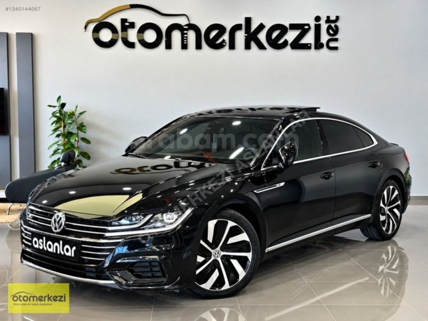 Galeriden Volkswagen Arteon 1.5 TSI R Line 2017 Model İstanbul 165.000 km Siyah 2