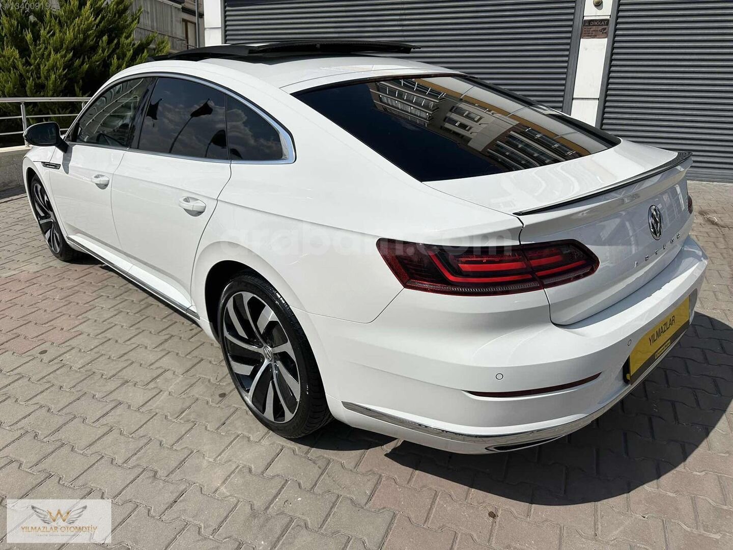 Galeriden Volkswagen Arteon 1.5 TSI R Line 2018 Model Ankara 98.000 km Beyaz 3