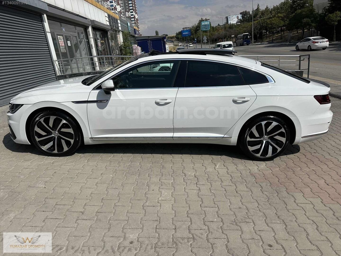Galeriden Volkswagen Arteon 1.5 TSI R Line 2018 Model Ankara 98.000 km Beyaz 2