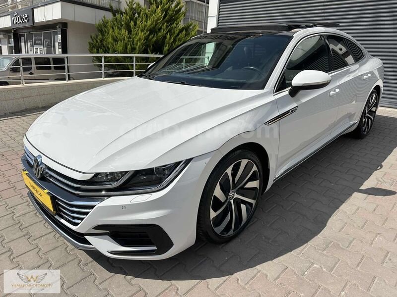 Galeriden Volkswagen Arteon 1.5 TSI R Line 2018 Model Ankara 98.000 km Beyaz