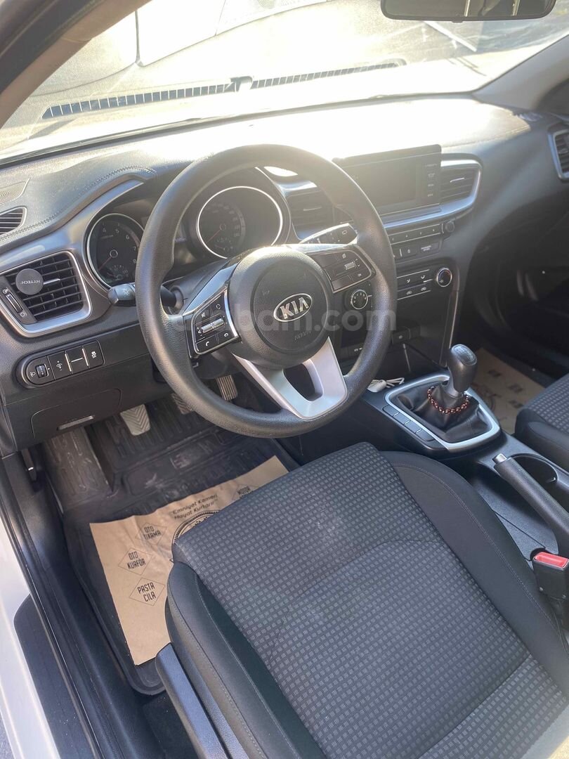 Sahibinden Kia Ceed 1.4 Live 2019 Model 6