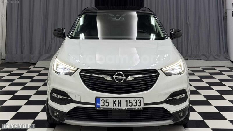 Galeriden Opel Grandland X 1.2 T Excellence 2017 Model İstanbul 127.000 km Beyaz