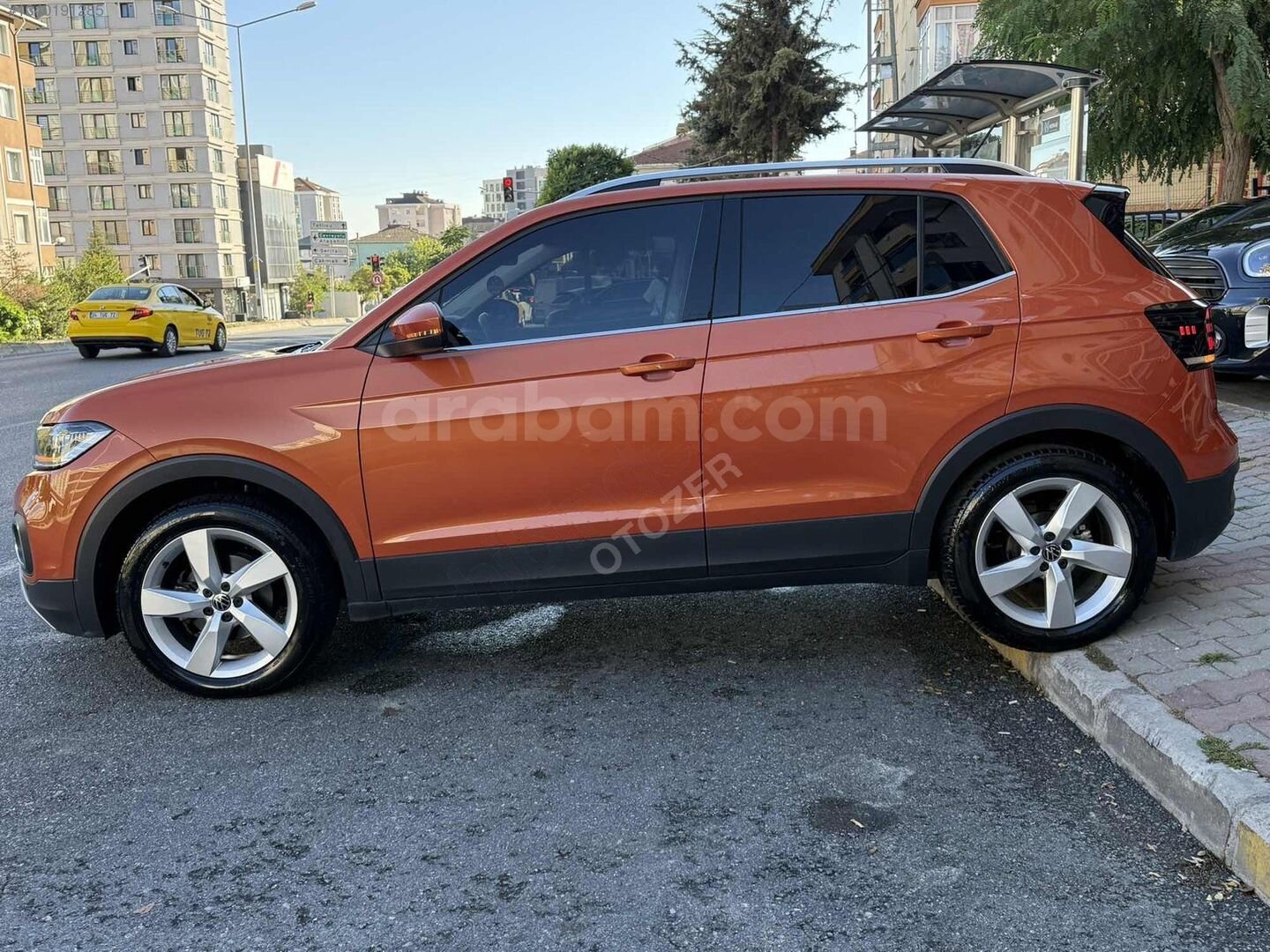 Galeriden Volkswagen T-Cross 1.0 TSI Style 2023 Model İstanbul 38.000 km Turuncu 6