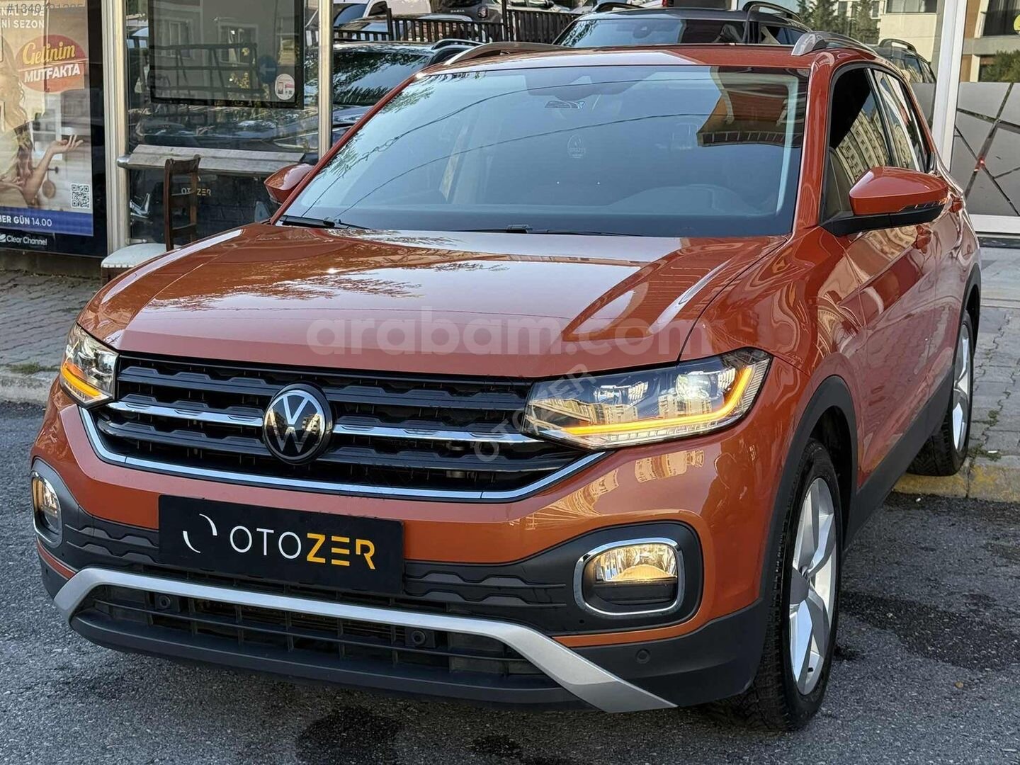 Galeriden Volkswagen T-Cross 1.0 TSI Style 2023 Model İstanbul 38.000 km Turuncu 3