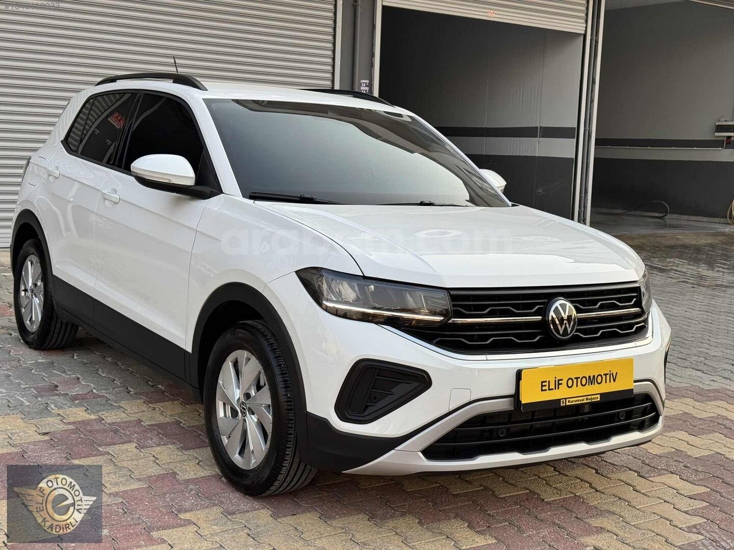Galeriden Volkswagen T-Cross 1.0 TSI Life 2025 Model Osmaniye 16.000 km Beyaz 4