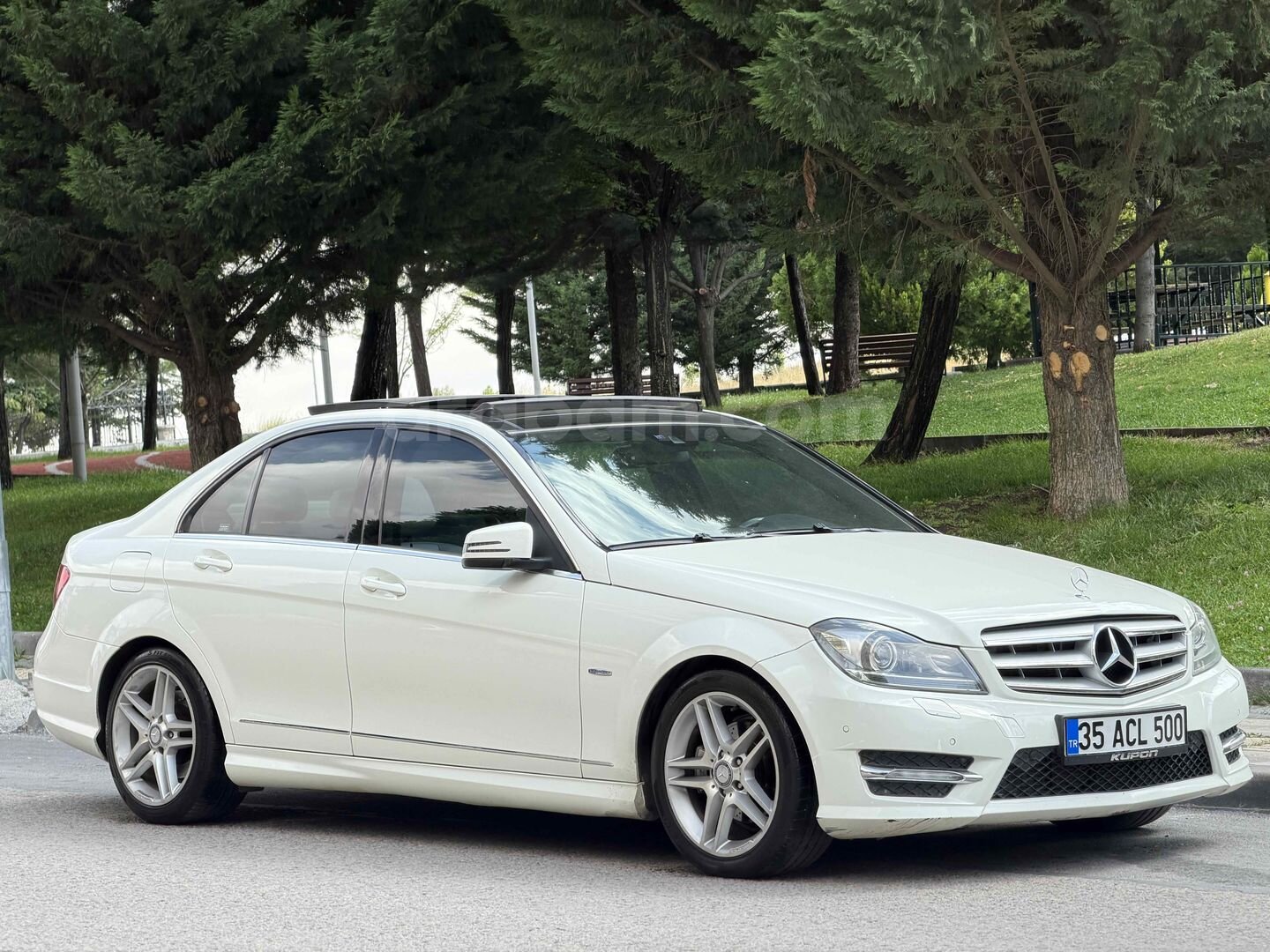 Galeriden Mercedes - Benz C 180 Kompressor BlueEfficiency AMG 2012 Model Ankara 185.000 km Beyaz 1