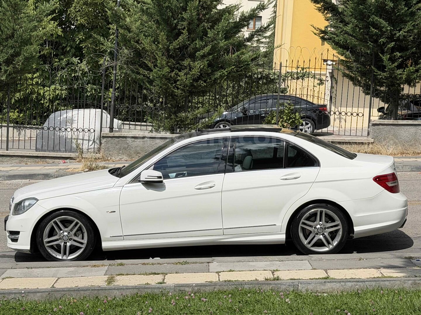 Galeriden Mercedes - Benz C 180 Kompressor BlueEfficiency AMG 2012 Model Ankara 185.000 km Beyaz 7