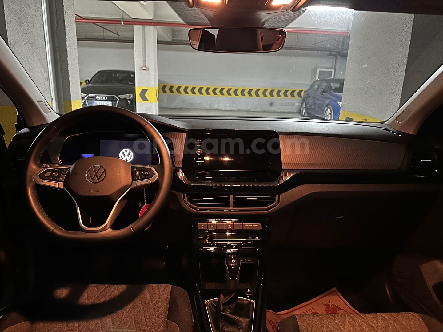 Sahibinden Volkswagen T-Cross 1.0 TSI Life 2025 Model Ankara 10.344 km Gri (Gümüş) 4