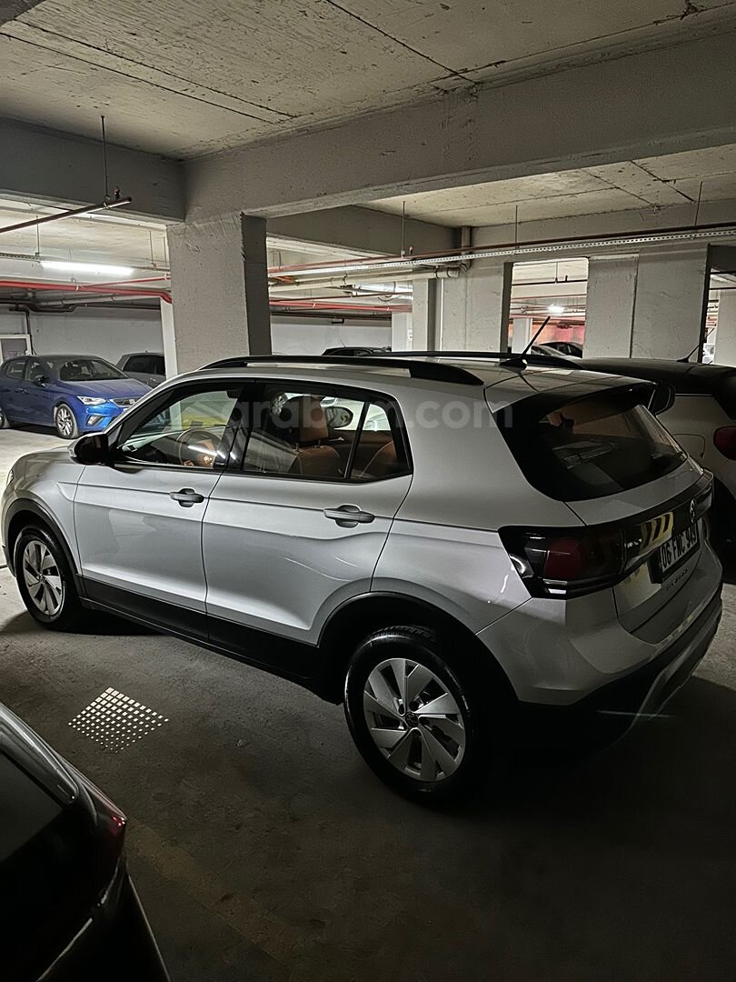 Sahibinden Volkswagen T-Cross 1.0 TSI Life 2025 Model Ankara 10.344 km Gri (Gümüş) 5