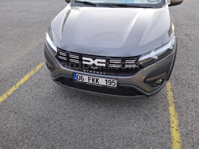 Sahibinden Dacia Sandero Stepway 1.0 Tce Extreme 2025 Model Erzincan