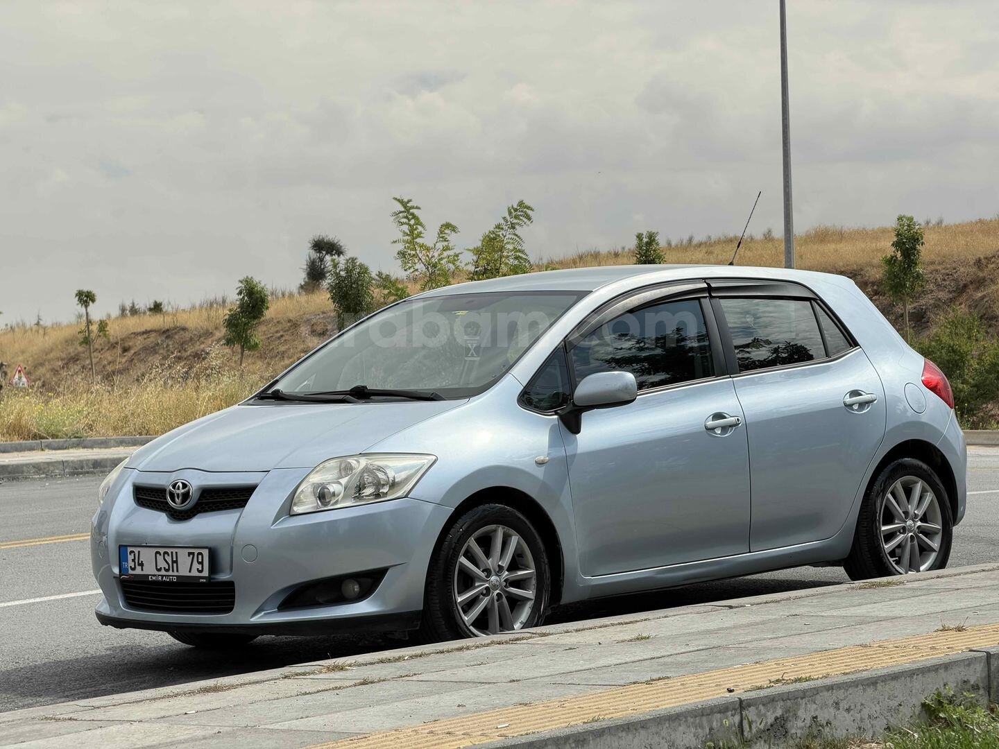 Galeriden Toyota Auris 1.6 Comfort 2008 Model Ankara 228.000 km Mavi 6