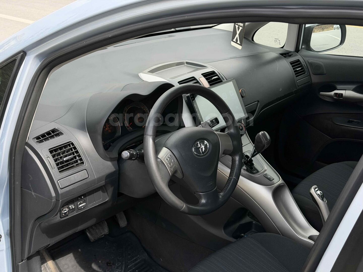 Galeriden Toyota Auris 1.6 Comfort 2008 Model Ankara 228.000 km Mavi 7