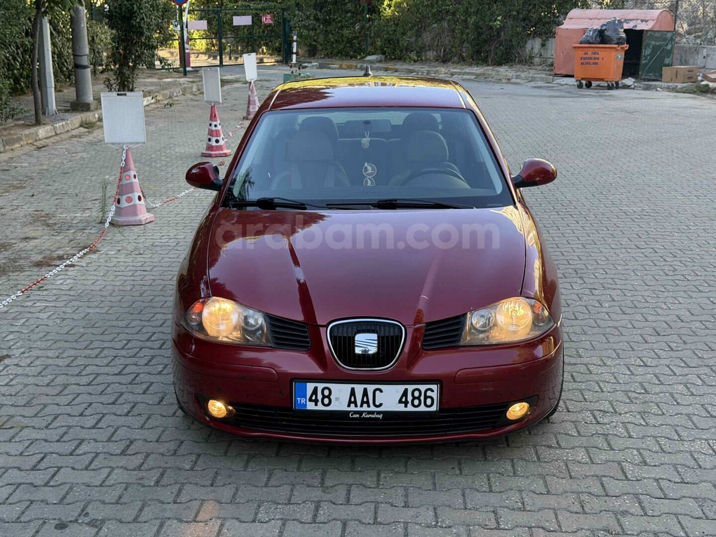 Galeriden Seat Ibiza 1.4 Signo 2003 Model İstanbul 272.000 km Bordo 2