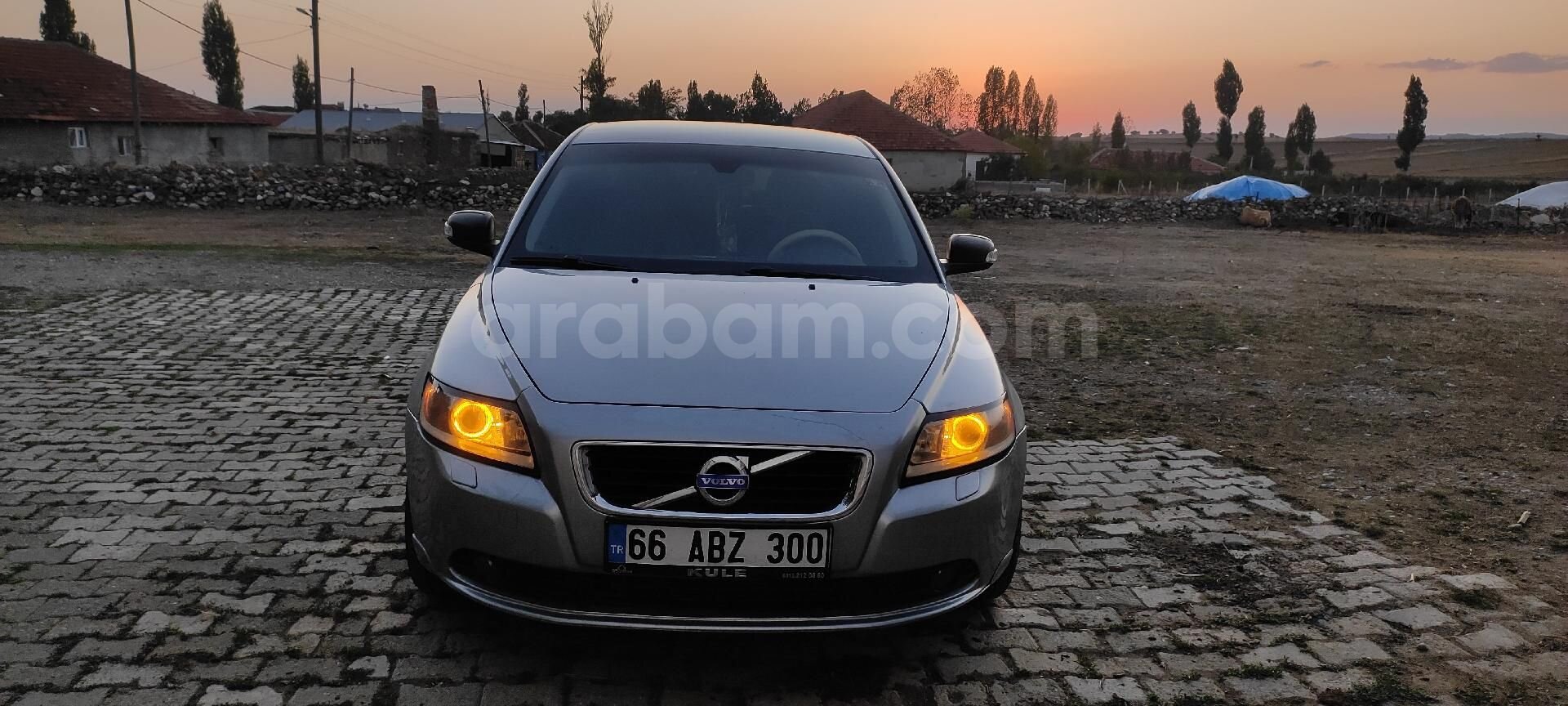 Sahibinden Volvo S40 1.6 D Dynamic 2008 Model 345.000 km Gri (metalik) 3
