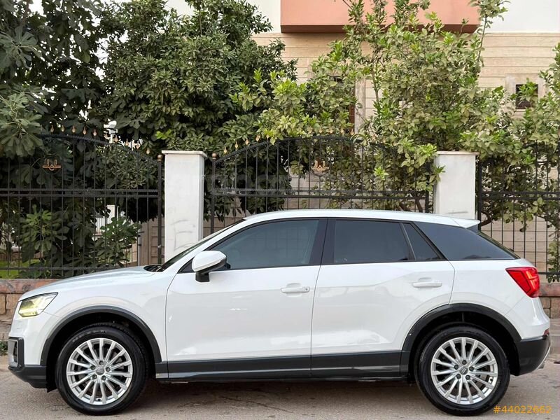 AUDI_Q2_HATASIZ_BOYASIZ_KAYITSIZ_95.KM 5