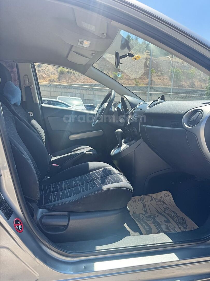 Sahibinden Mazda 2 1.5 Go 2009 Model Ankara 224.000 km Gri (metalik) 5