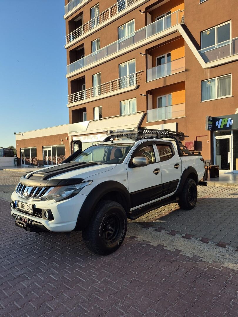 Sahibinden Mitsubishi L 200 4x4 Storm 2017 Model 110.000 km Beyaz 7