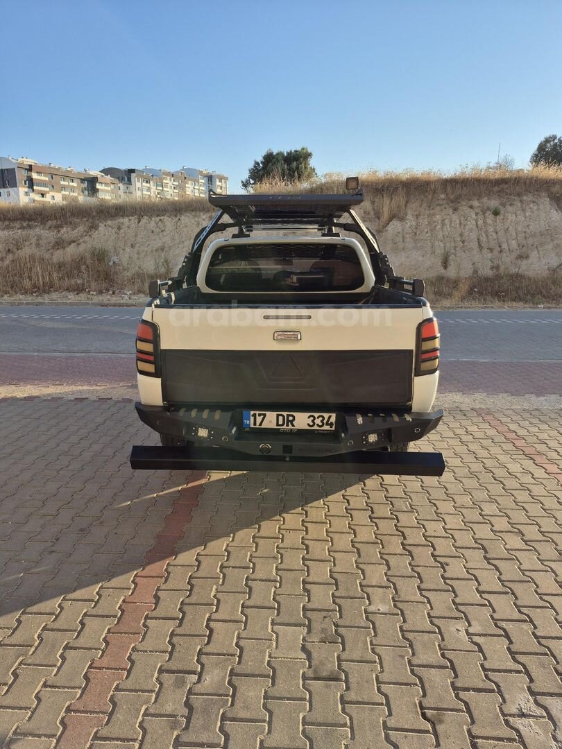 Sahibinden Mitsubishi L 200 4x4 Storm 2017 Model 110.000 km Beyaz 5