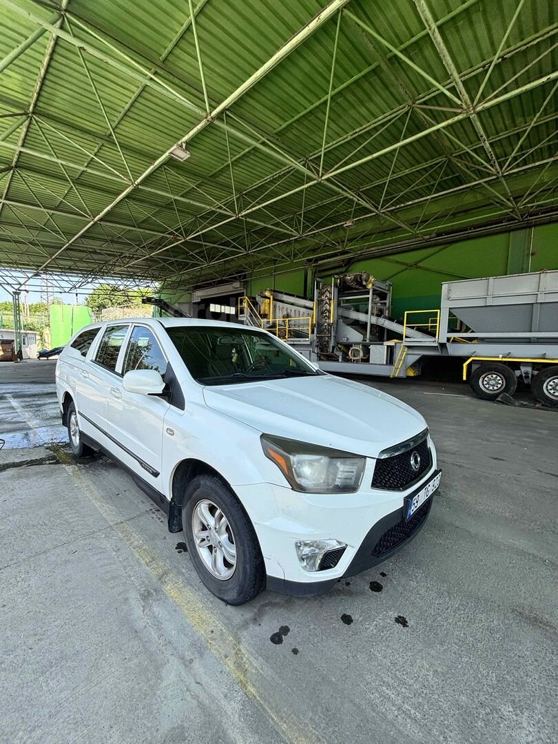 Sahibinden KGM SsangYong Korando Sports 2.0 e-XDI 2013 Model Tekirdağ 136.000 km Beyaz 3