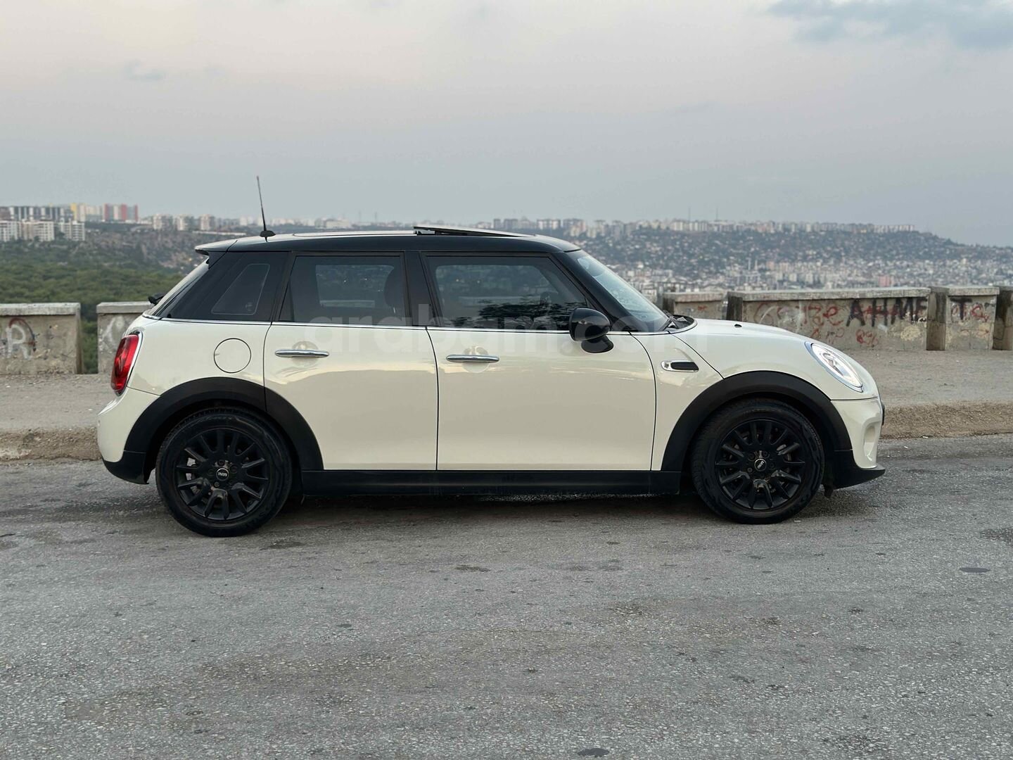 Sahibinden Mini Cooper 1.5 D Chili 2015 Model 3