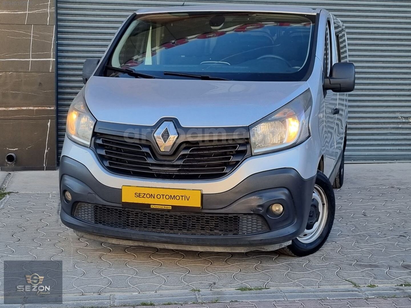 Galeriden Renault Trafic 1.6 DCI Grand Confort 2018 Model Konya 543.000 km Gri 5
