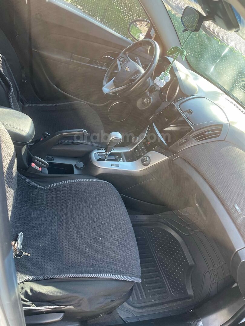 Sahibinden Chevrolet Cruze 1.6 Sport 2013 Model Ankara 120.000 km Beyaz 4