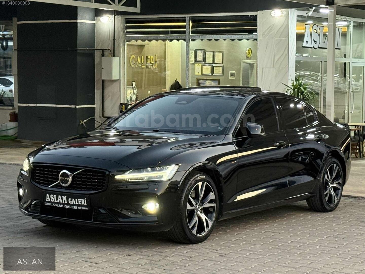 ASLAN GALERİDEN SIFIR GİBİ VOLVO BOYASIZ SOĞUTMA HARMAN 57.000KM 4