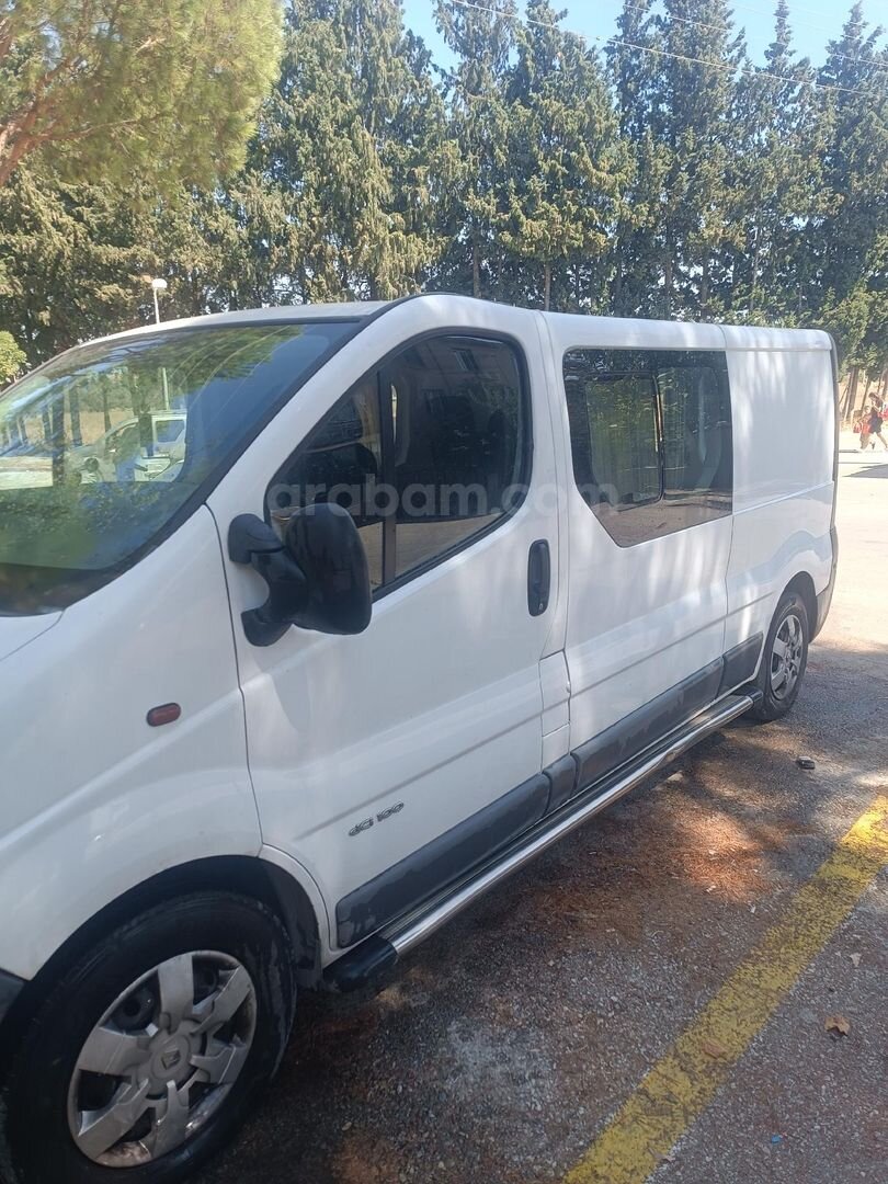 Sahibinden Renault Trafic 1.9 DCI Comfort 2004 Model İzmir 391.500 km Beyaz 3