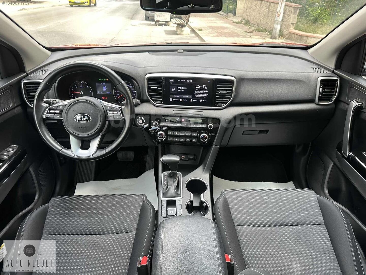AUTO NECDETDEN KİA SPORTAGE 1.6 CRDI ELEGANCE 4X4 94.000 KM 4