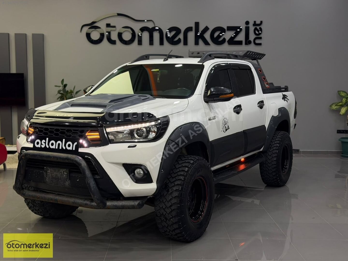 2016 TOYOTA HİLUX Hİ-CRUSİER 2.8 4X4+HATASIZ+K.KARTINA 12 TAKSIT 3
