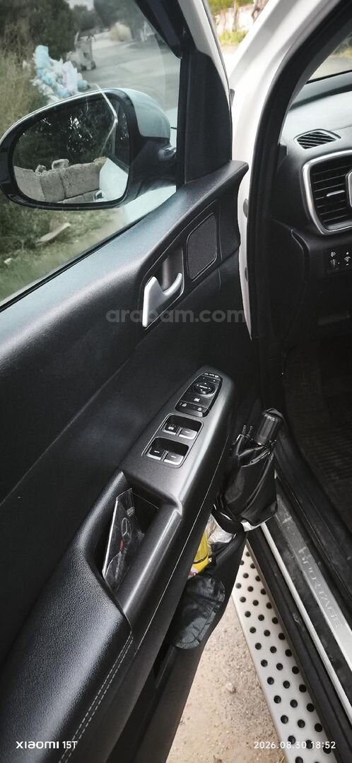 Sahibinden Kia Sportage 1.6 GDI Premium 2017 Model aracım tam otomatik tork Konvektör vites olup sorunsuzdur temiz araç isteyenler için 4