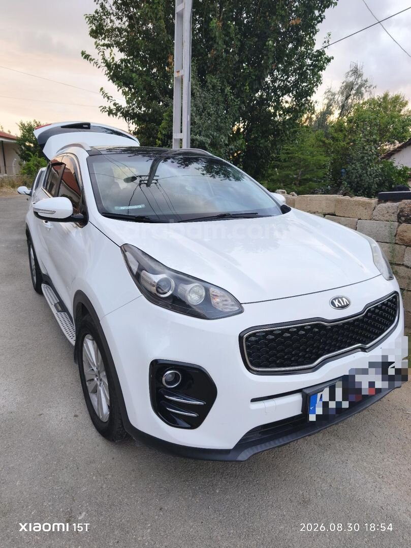 Sahibinden Kia Sportage 1.6 GDI Premium 2017 Model aracım tam otomatik tork Konvektör vites olup sorunsuzdur temiz araç isteyenler için 1