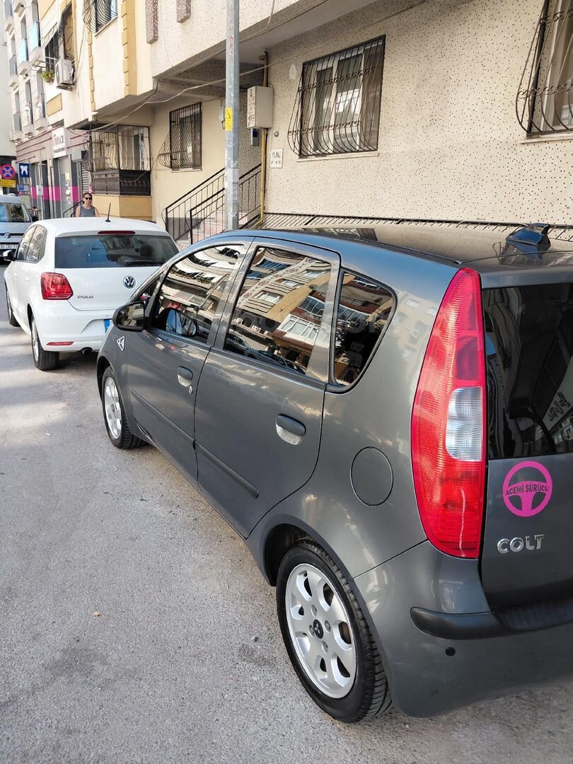 Sahibinden Mitsubishi Colt 1.3 Invite 2005 Model İzmir 170.450 km Füme 5