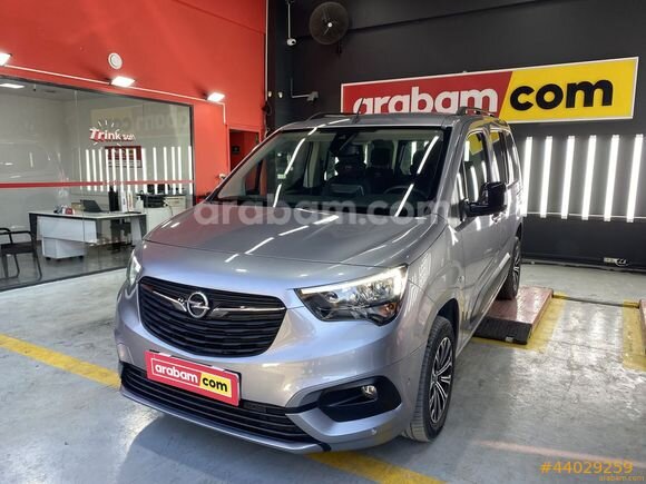 Galeriden Opel Combo 1.5 CDTI Elegance 2022 Model Kayseri 42.423
