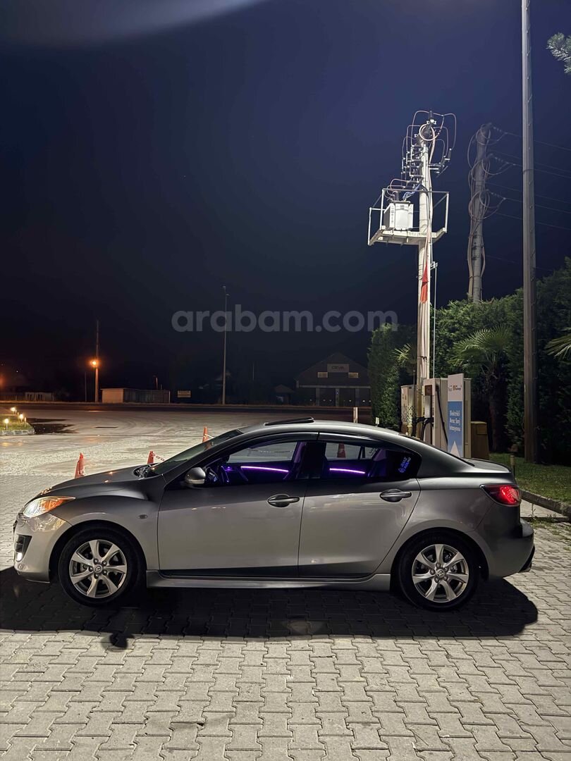 Sahibinden Mazda 3 1.6 Impressive 2010 Model Düzce 228.110 km Gri (metalik) 6
