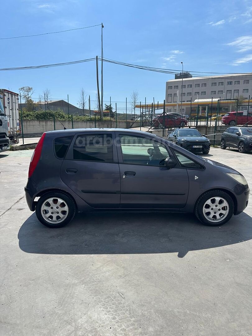 Sahibinden Mitsubishi Colt 1.3 Invite 2005 Model İstanbul 248.750 km Lacivert 5