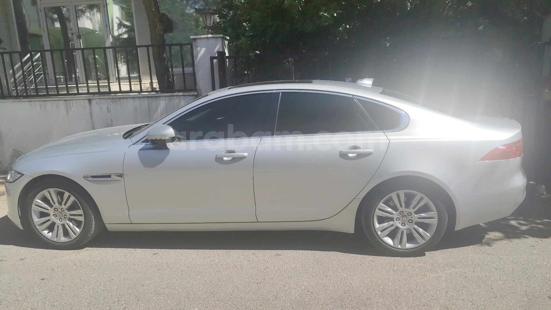 Sahibinden Jaguar XF 2.0 D Prestige Plus 2015 Model Gaziantep 150.000 km Gri (Gümüş) 2