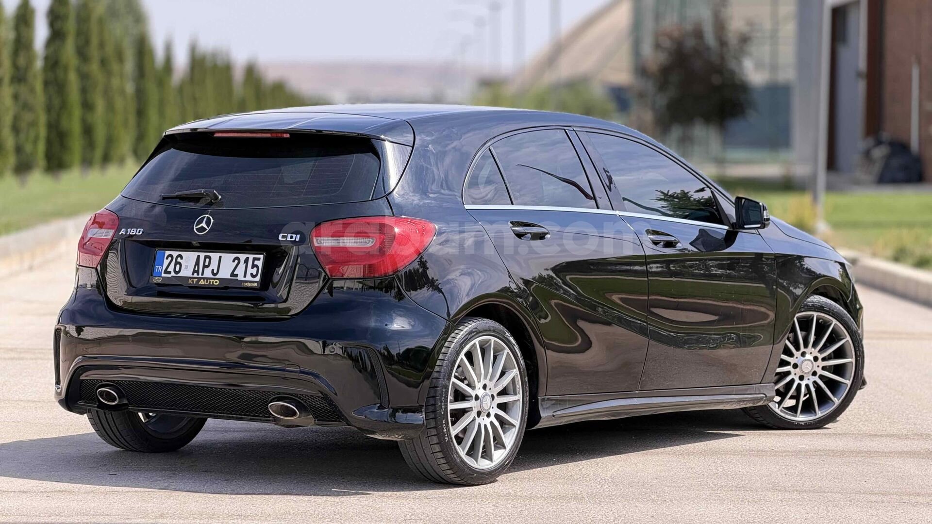 Galeriden Mercedes - Benz A 180 CDI BlueEfficiency AMG Sport 2014 Model Eskişehir 225.000 km Siyah 7
