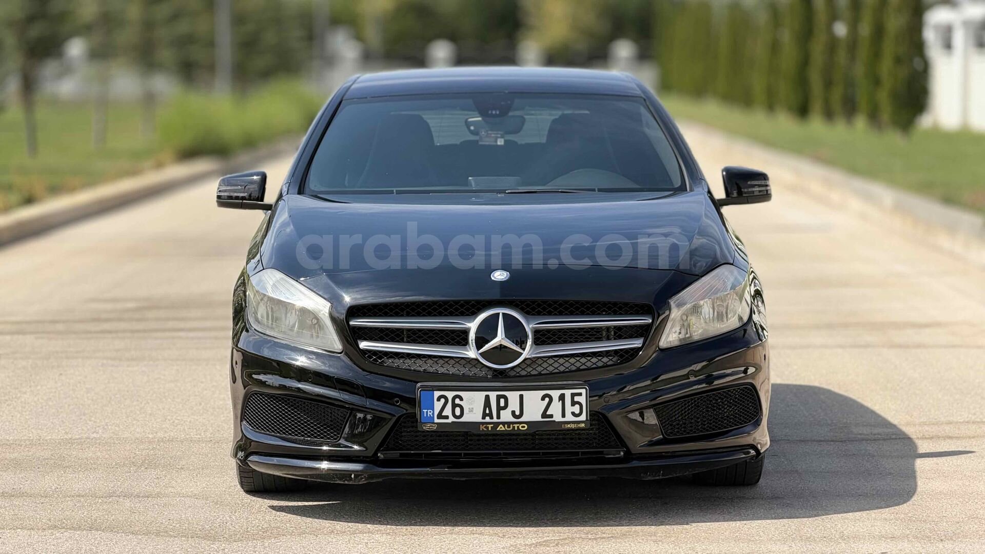 Galeriden Mercedes - Benz A 180 CDI BlueEfficiency AMG Sport 2014 Model Eskişehir 225.000 km Siyah 2