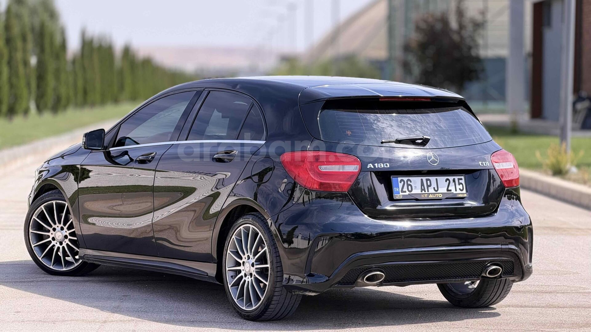 Galeriden Mercedes - Benz A 180 CDI BlueEfficiency AMG Sport 2014 Model Eskişehir 225.000 km Siyah 4