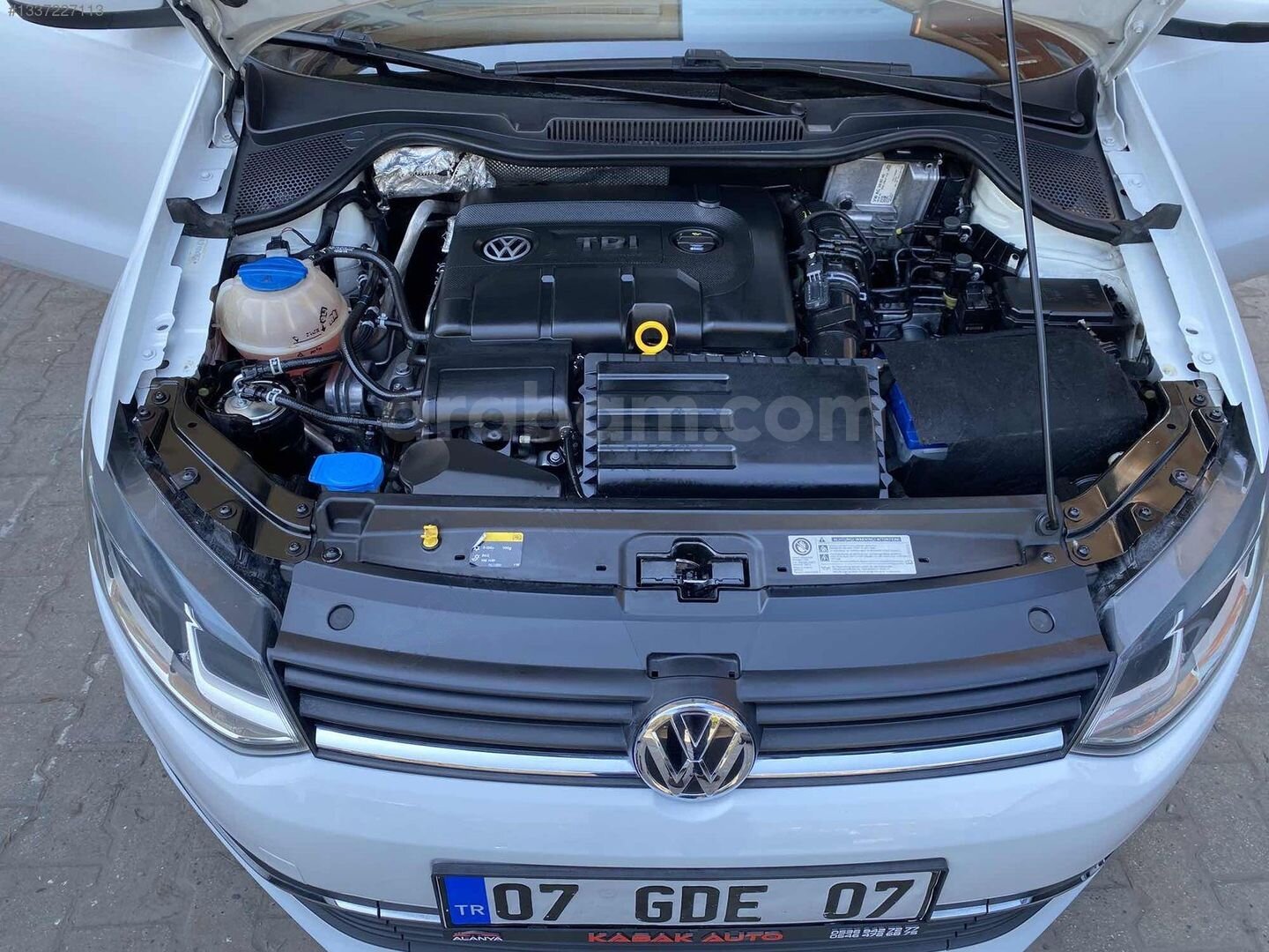 Galeriden Volkswagen Polo 1.4 TDi Comfortline 2014 Model Antalya 125.000 km Beyaz 4