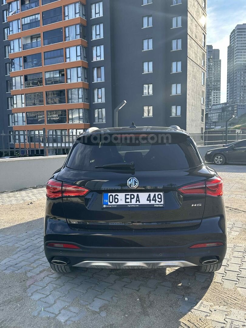 Sahibinden MG HS 1.5 T-GDI Luxury 2024 Model Ankara 36.000 km Siyah 4