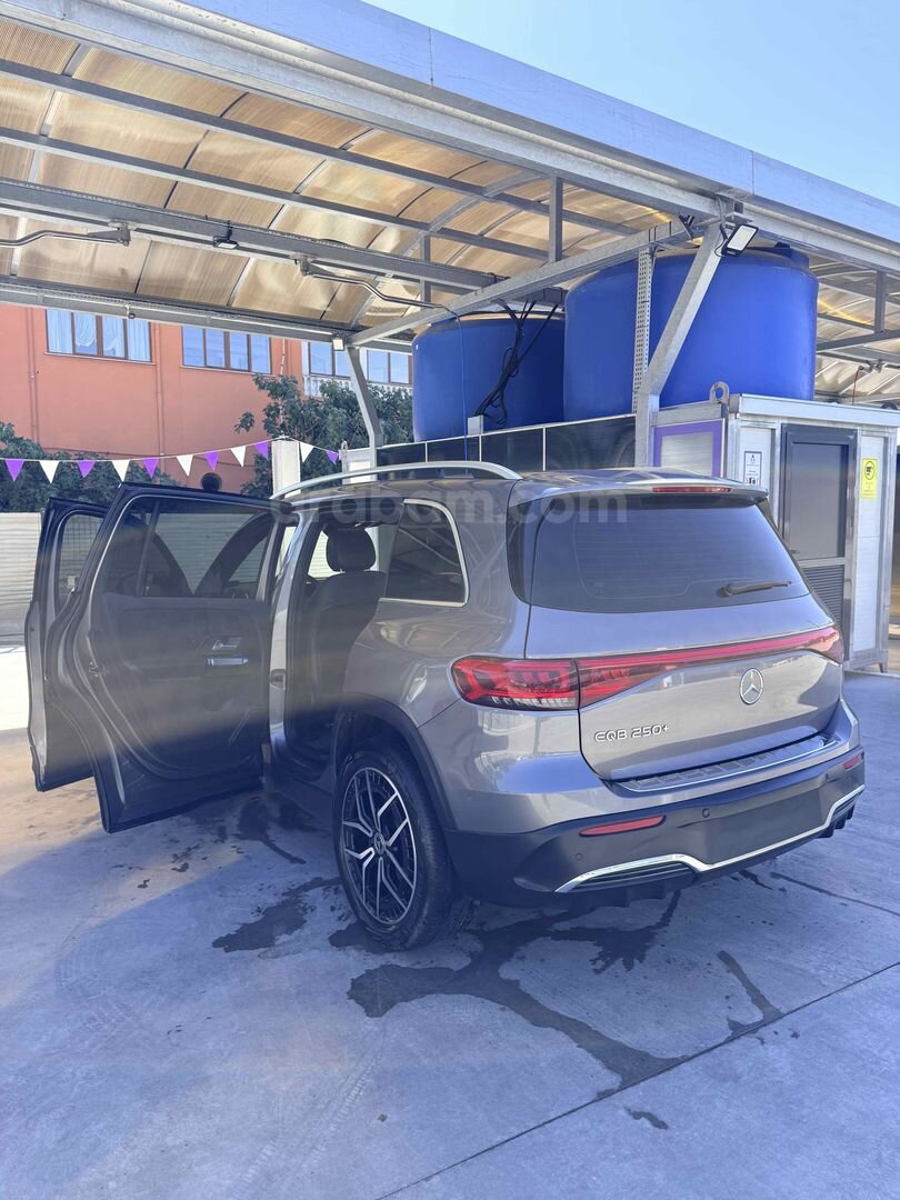 Sahibinden Mercedes - Benz EQB 250+ AMG 2023 Model 54.000 km Gri 6