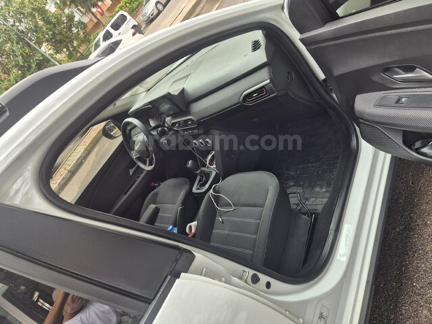 Sahibinden Dacia Sandero 1.0 Sce Comfort 2025 Model 2