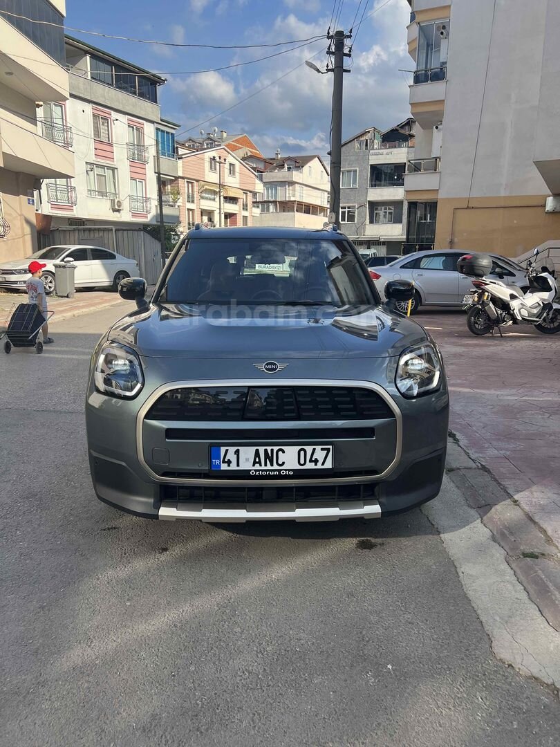 Sahibinden Mini Countryman E Favoured 2026 Model 3