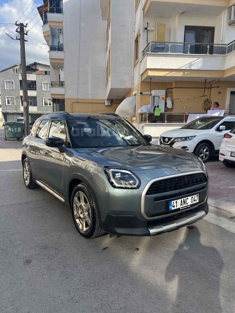 Sahibinden Mini Countryman E Favoured 2026 Model 4