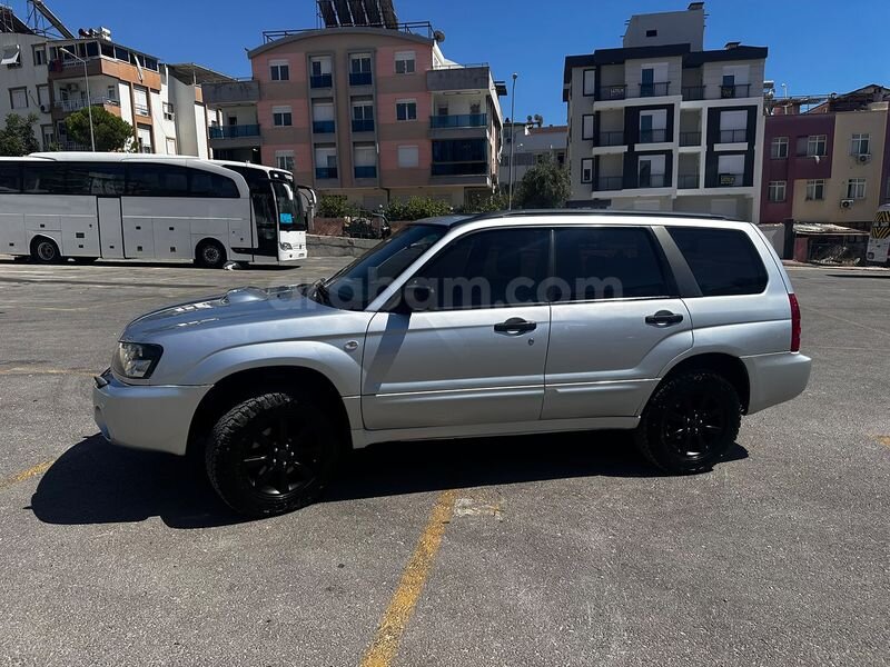 Sahibinden Subaru Forester 2.0 XT Değişensiz Bakımlı ve Ekstralı