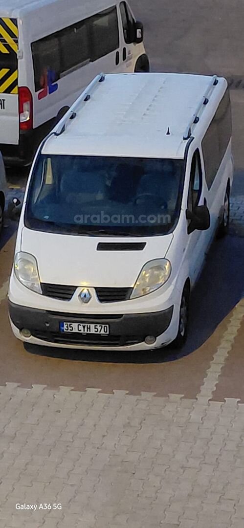 Sahibinden Renault Trafic 2.0 DCI Grand Confort 2014 Model İzmir 350.000 km Beyaz 4