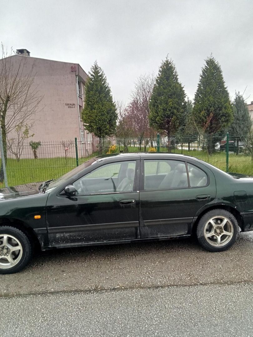 Sahibinden Nissan Maxima 2.0 QX 1997 Model Kocaeli 491.000 km Yeşil (metalik) 3