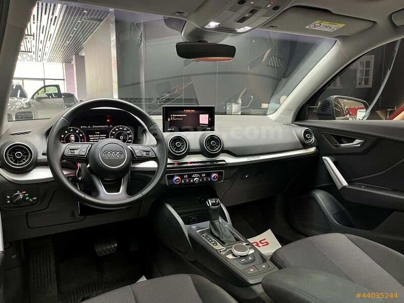 OTOCARS- 22 BİN'DE 2024 AUDİ Q2 CAM TAVAN ŞERİT TAKİP HATASIZ 7